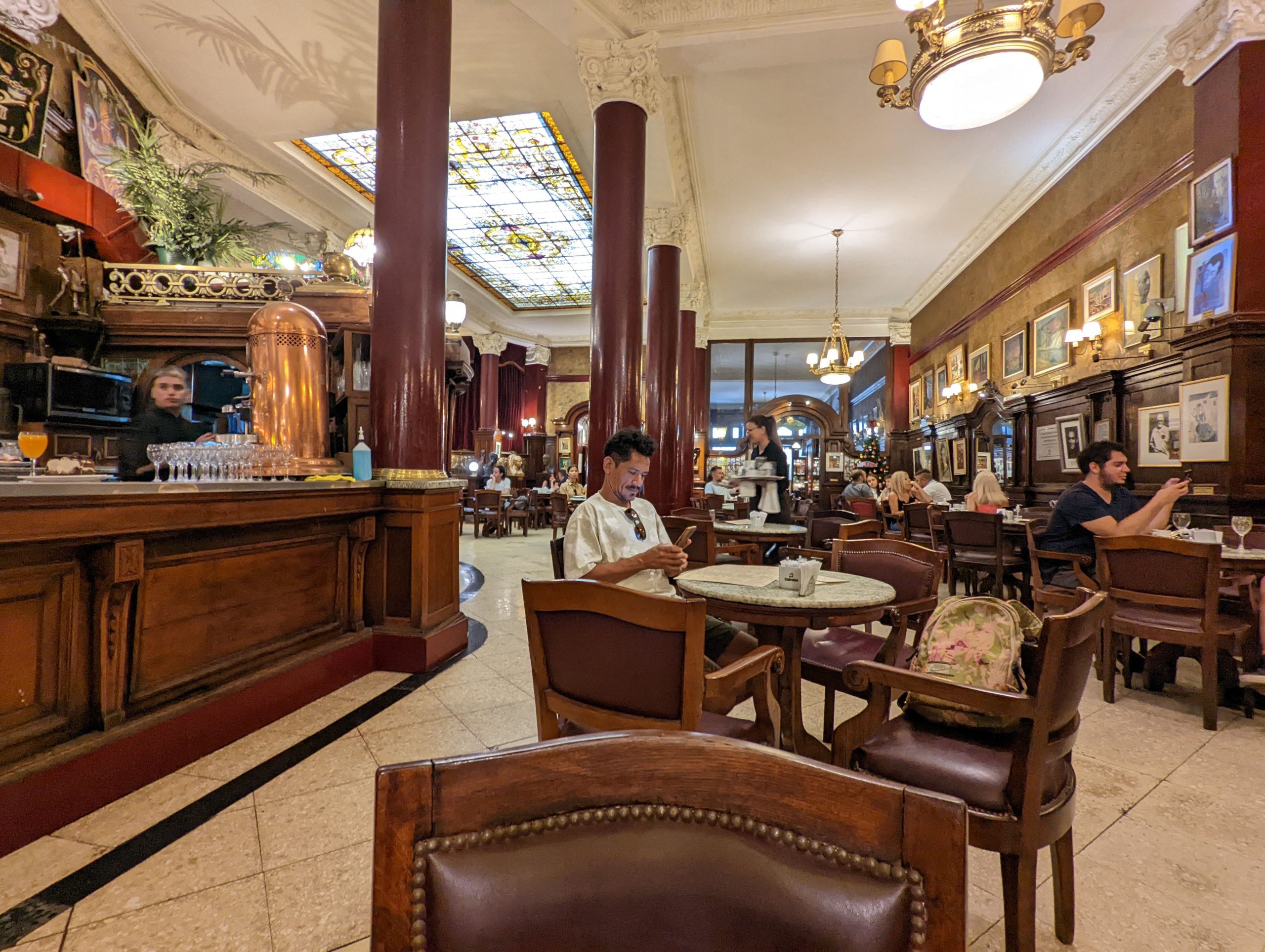 cafe tortoni interior